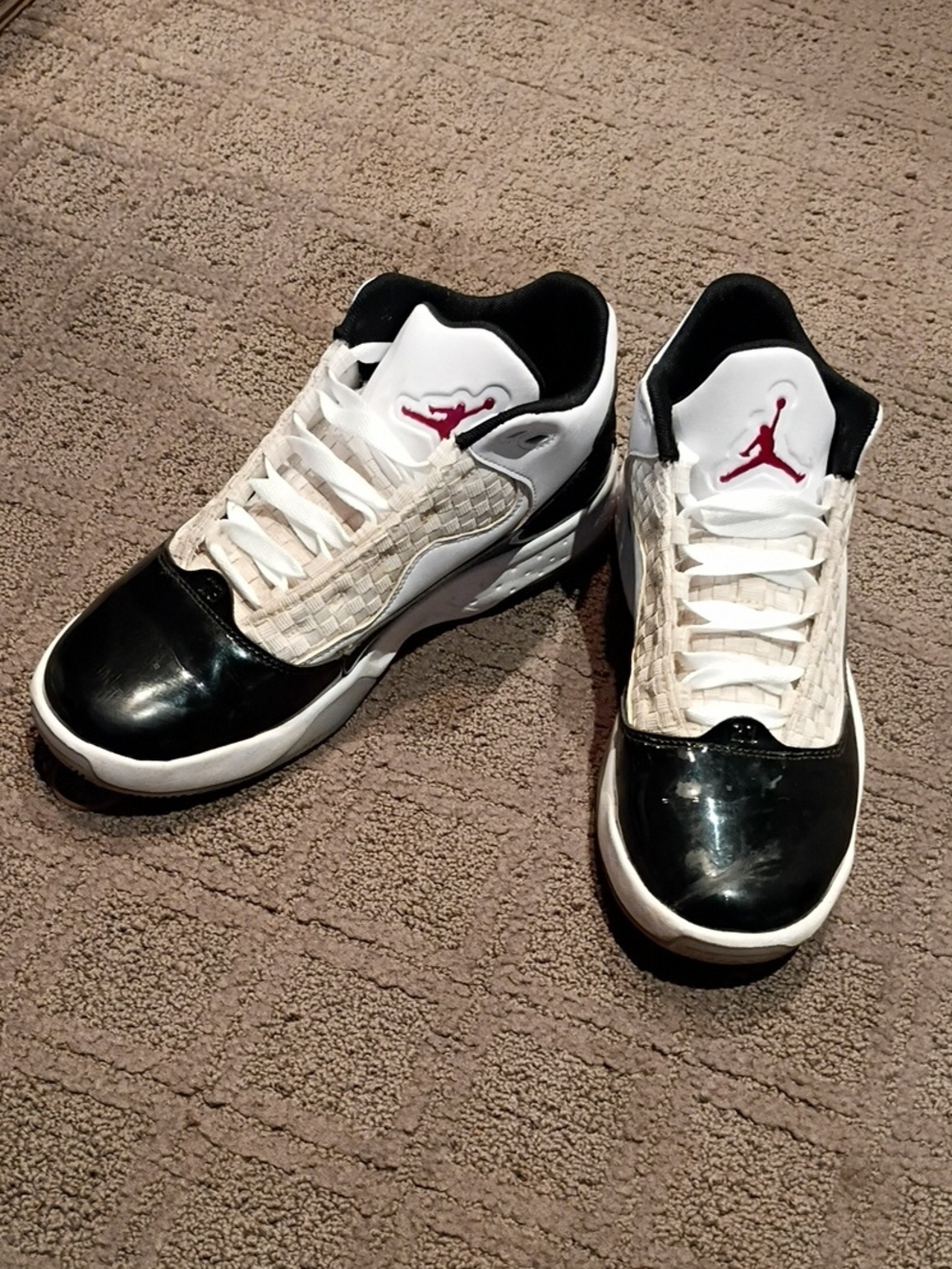 Jordan Max Aura 2 Sneakers Size 7.5